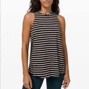 Lululemon All Tied Up Tank sz 8 - new condition tethered charcoal stripe